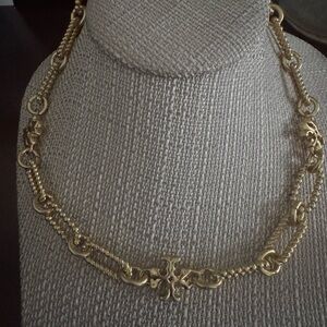 NWOT  Tory Burch Roxanne link logo necklace
